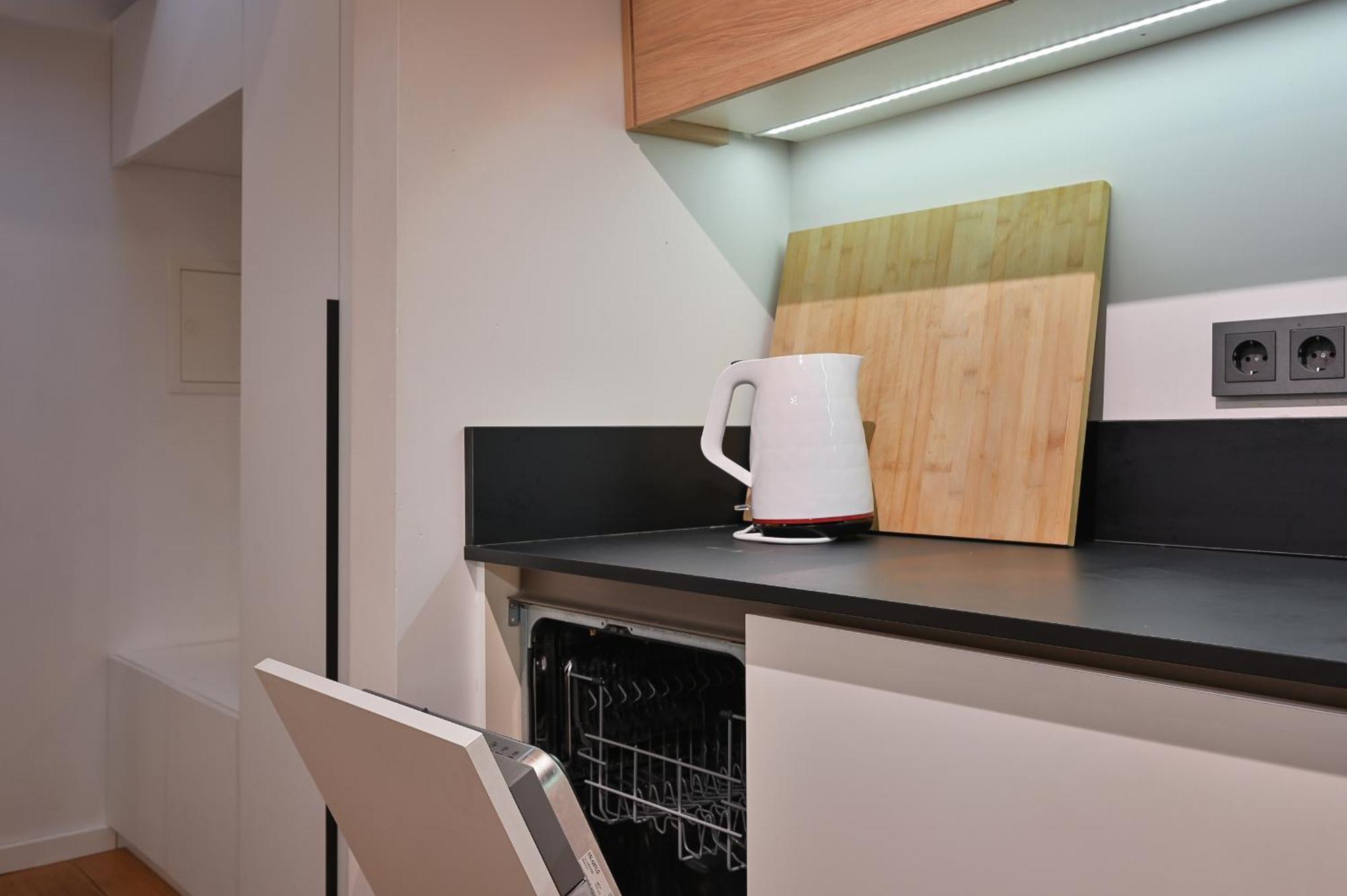 Modern & 2bdrm Huoneisto
