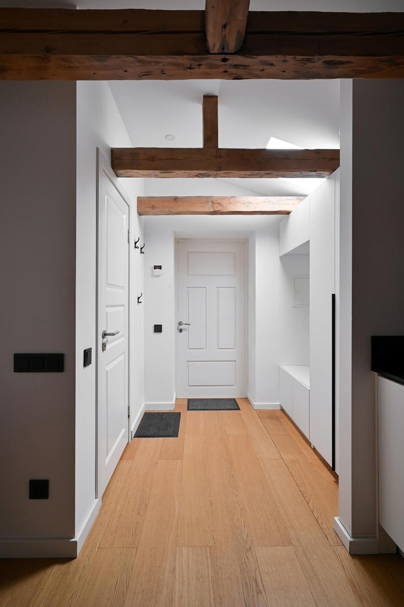Modern & 2bdrm * Riika